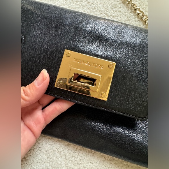 Michael Kors black leather shoulder bag with gold chain and hardware - Picture 8 of 16